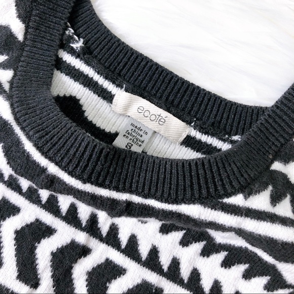 Ecote Women Sz S Med Aztec Tribal Print tank top - Picture 4 of 6